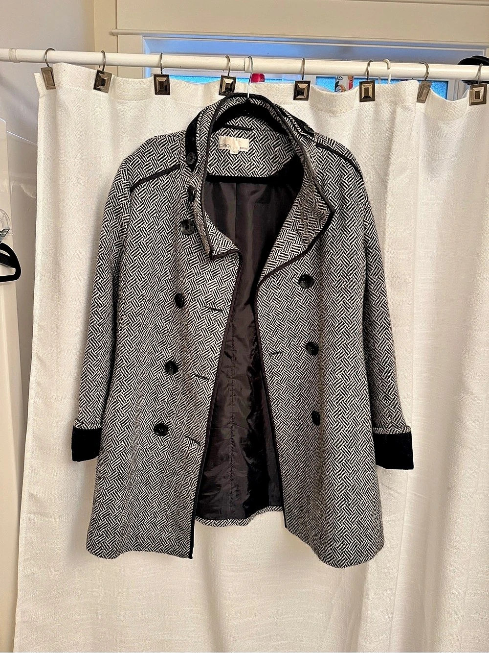 24” ptp Cleo Petite Wool Blend A-Line Coat – Size 14 Petite – Black & Ivory Herr - Picture 9 of 15